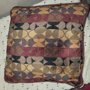 Geometric Circle Pattern Throw Pillows 2 Total Retro 17"  Chair Cushion Decor